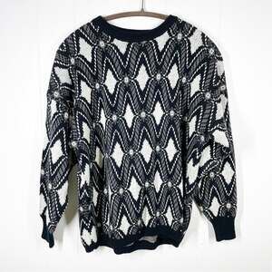 VINTAGE Winkelman's Black & White Diamond Patterned Long Sleeve Sweater Large